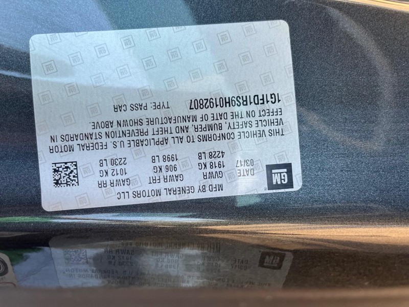 Chevrolet Camaro Vehicle Full-screen Gallery Image 25