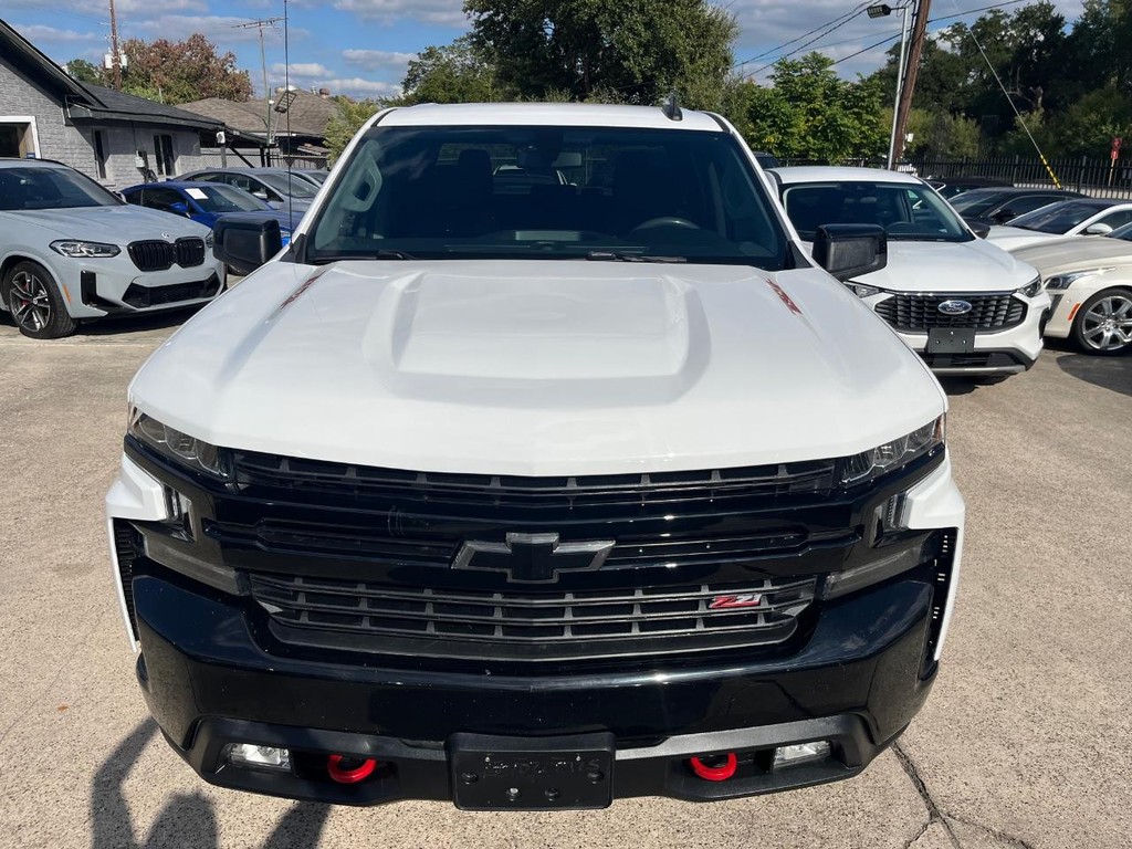 Chevrolet Silverado 1500 Vehicle Full-screen Gallery Image 03