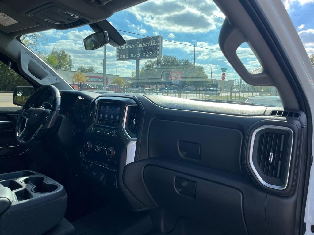 Chevrolet Silverado 1500 Vehicle Full-screen Gallery Image 13