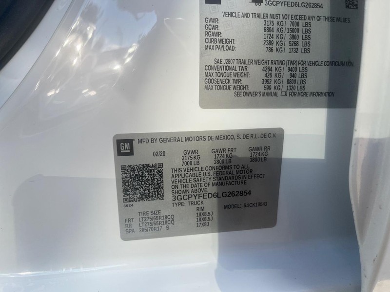 Chevrolet Silverado 1500 Vehicle Full-screen Gallery Image 23