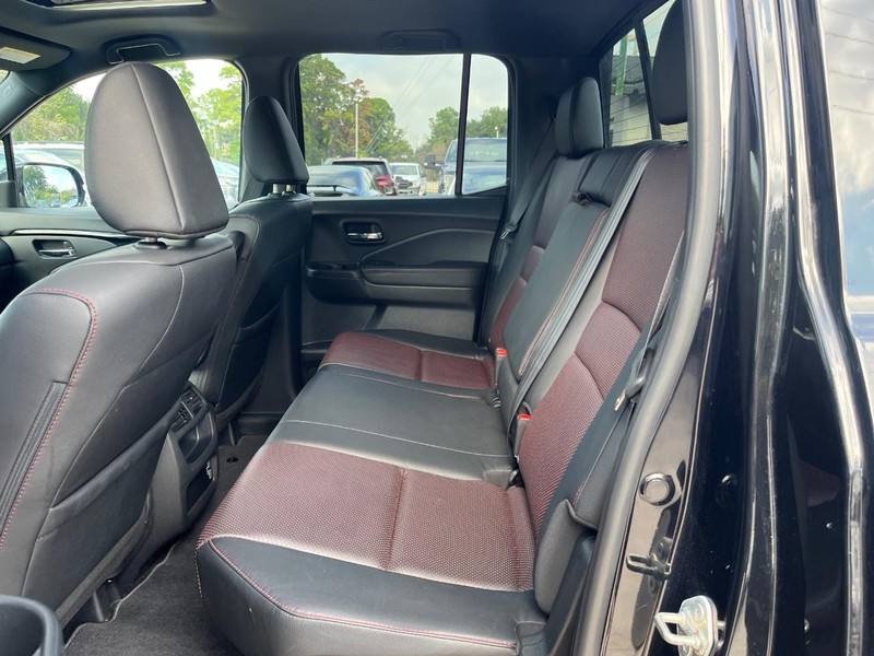 Honda Ridgeline Vehicle Full-screen Gallery Image 18