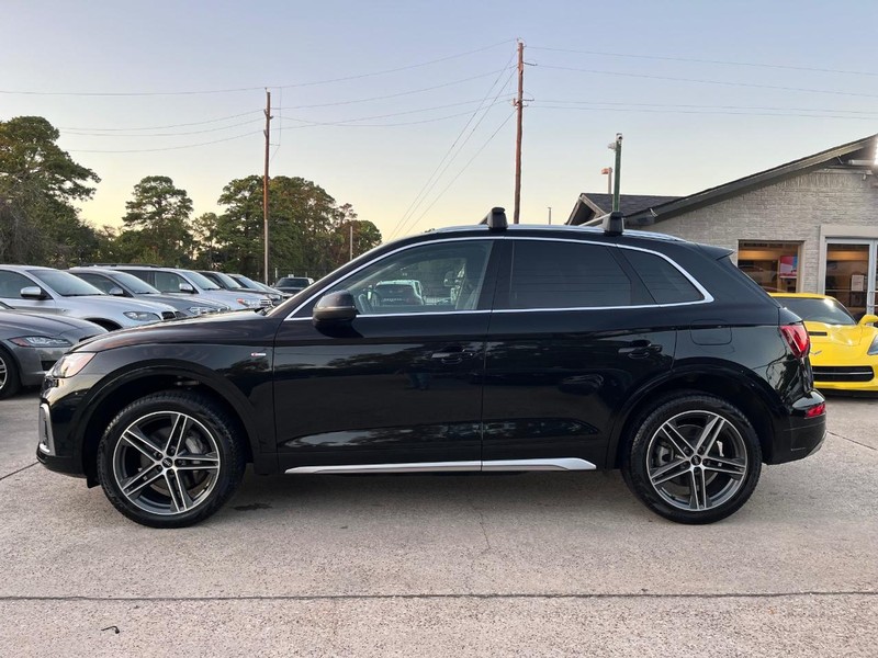 Audi Q5 Vehicle Full-screen Gallery Image 09