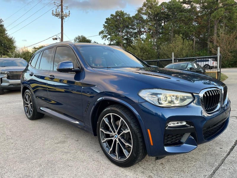 BMW X3 Vehicle Full-screen Gallery Image 04