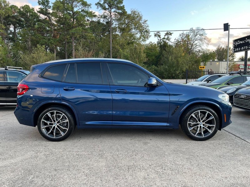 BMW X3 Vehicle Full-screen Gallery Image 05