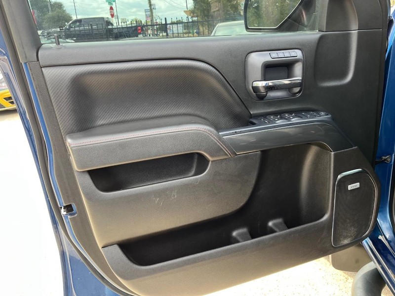 GMC Sierra 1500 Vehicle Full-screen Gallery Image 10