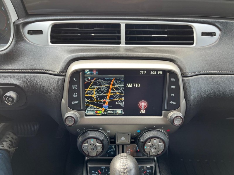 Chevrolet Camaro Vehicle Full-screen Gallery Image 19