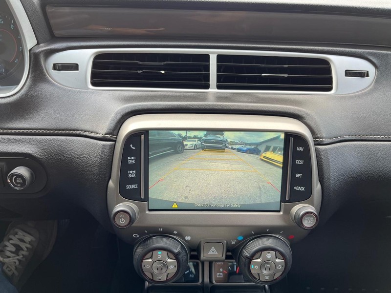 Chevrolet Camaro Vehicle Full-screen Gallery Image 20