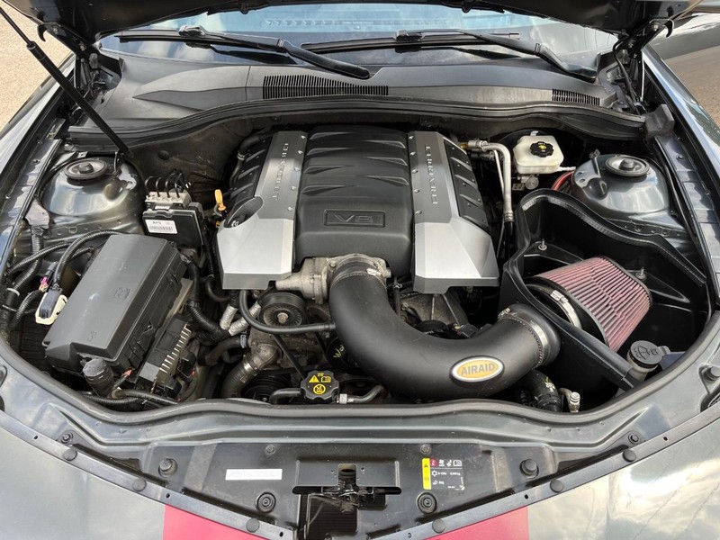 Chevrolet Camaro Vehicle Full-screen Gallery Image 25