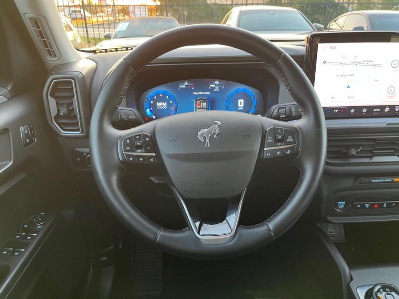 Ford Bronco Sport Vehicle Full-screen Gallery Image 20