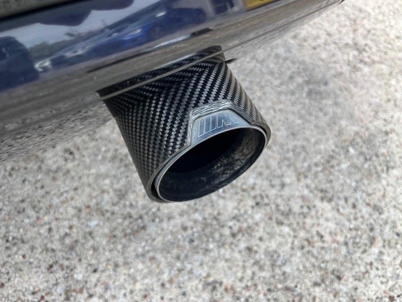 BMW 435i Vehicle Full-screen Gallery Image 25