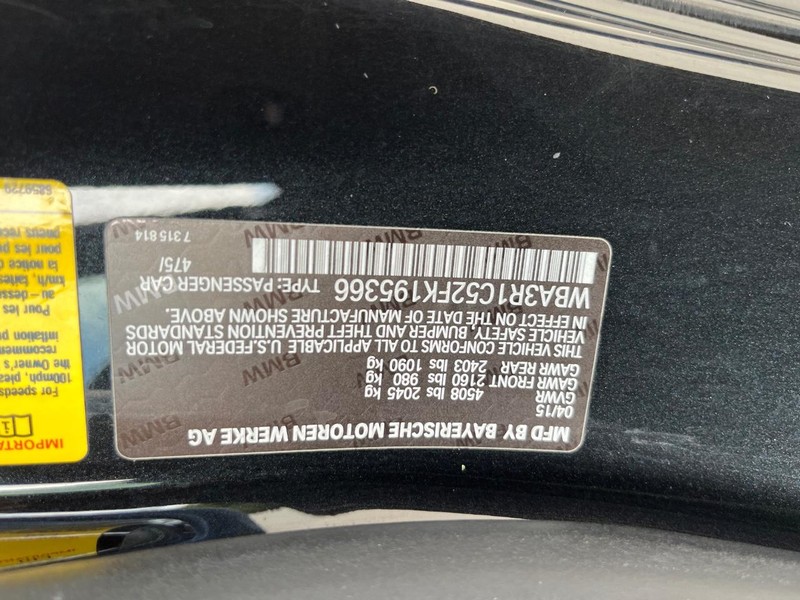 BMW 435i Vehicle Full-screen Gallery Image 29