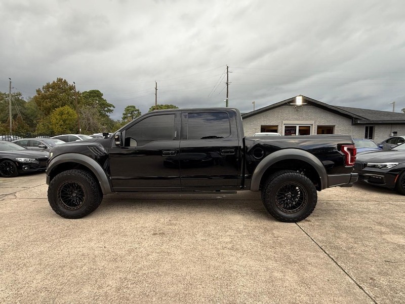 Ford F-150 Vehicle Full-screen Gallery Image 07