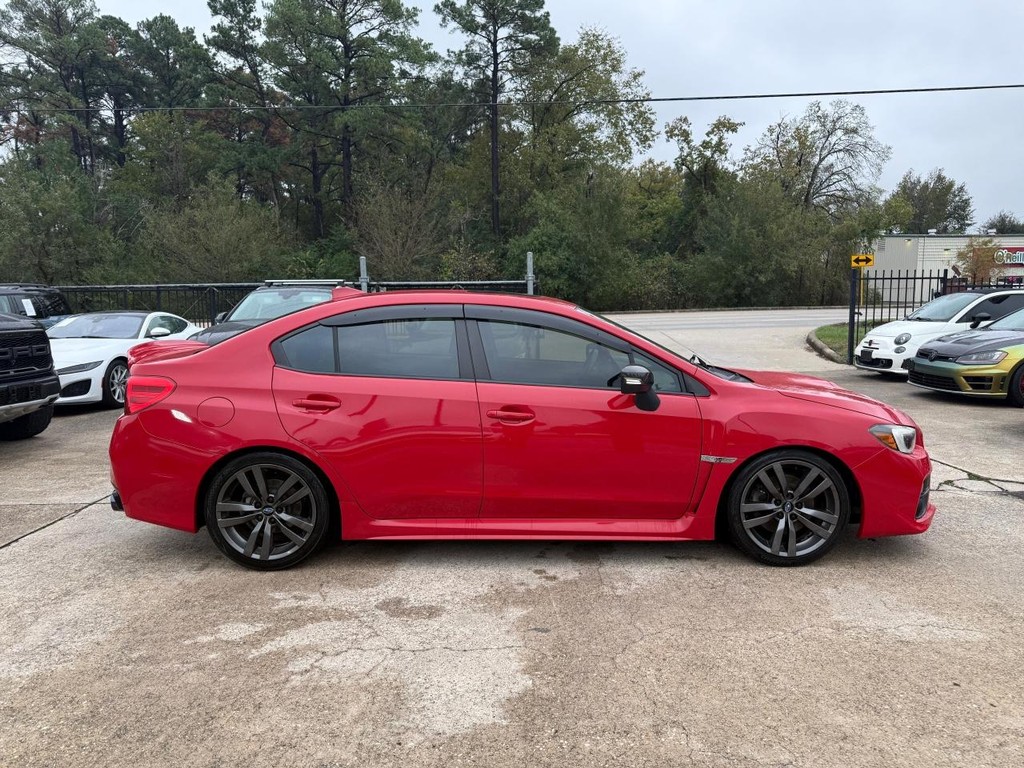 Subaru WRX Vehicle Full-screen Gallery Image 04