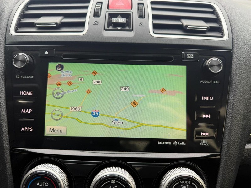 Subaru WRX Vehicle Full-screen Gallery Image 22