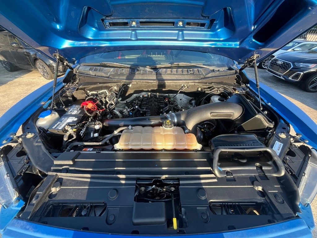 Ford F-150 Vehicle Full-screen Gallery Image 29