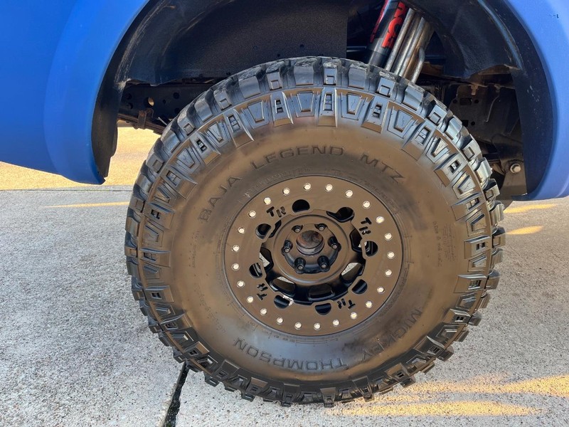 Ford F-150 Vehicle Full-screen Gallery Image 28