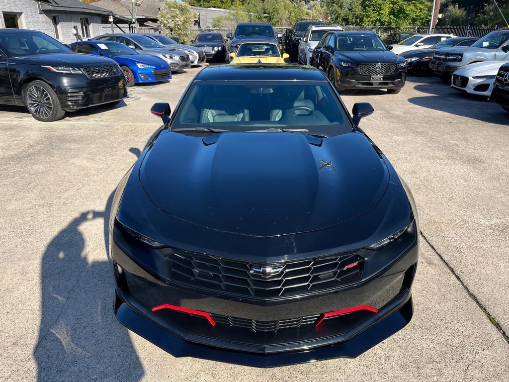 Chevrolet Camaro Vehicle Full-screen Gallery Image 03