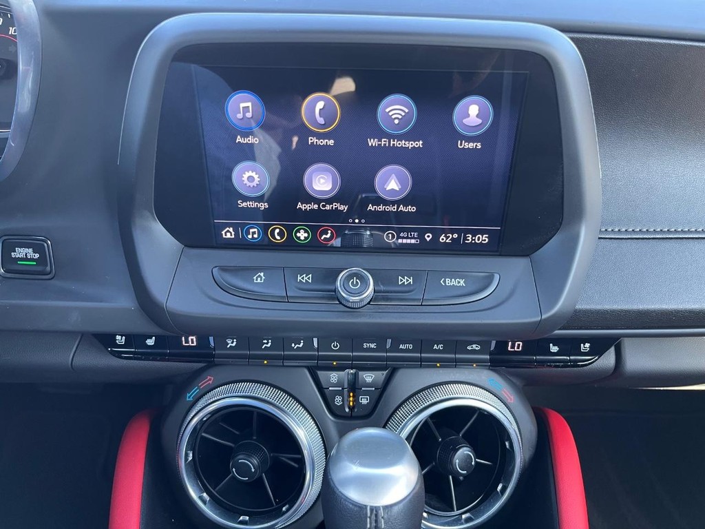 Chevrolet Camaro Vehicle Full-screen Gallery Image 19