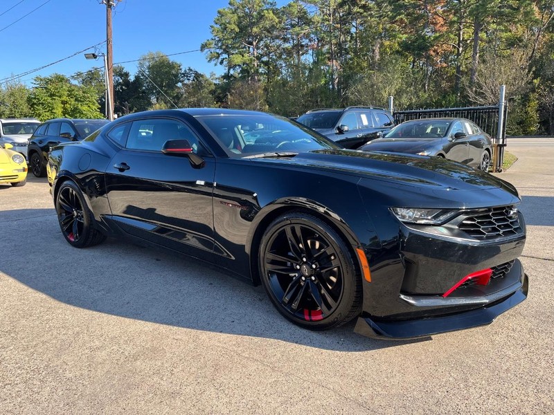 Chevrolet Camaro Vehicle Full-screen Gallery Image 04