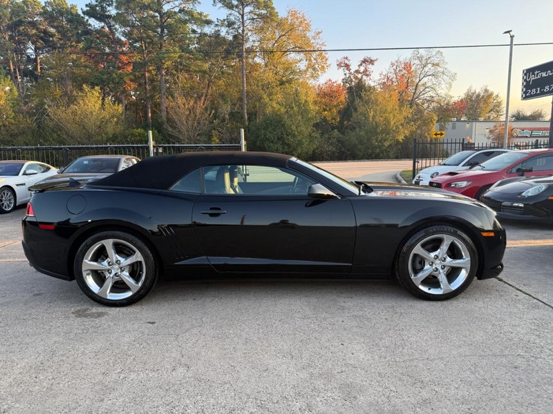 Chevrolet Camaro Vehicle Full-screen Gallery Image 08