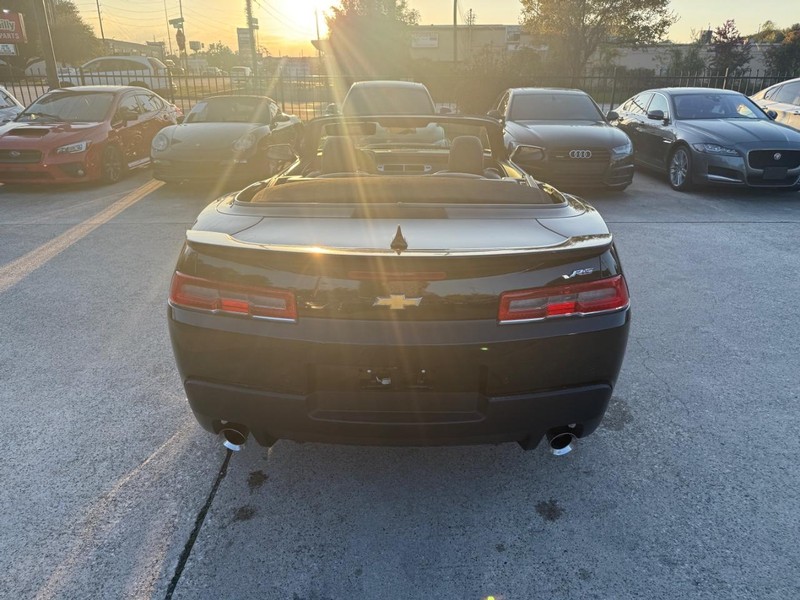 Chevrolet Camaro Vehicle Full-screen Gallery Image 12