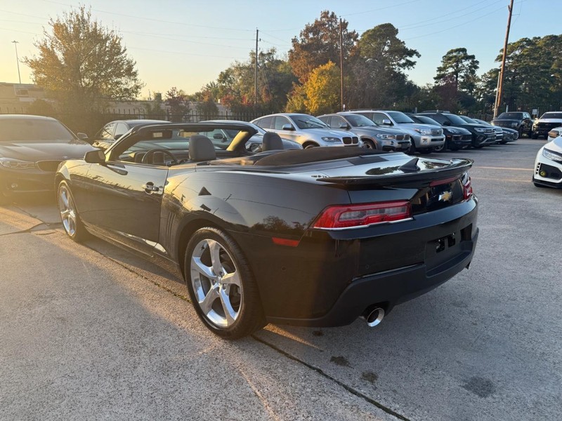 Chevrolet Camaro Vehicle Full-screen Gallery Image 15