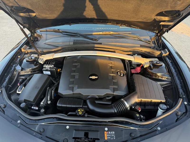 Chevrolet Camaro Vehicle Full-screen Gallery Image 35