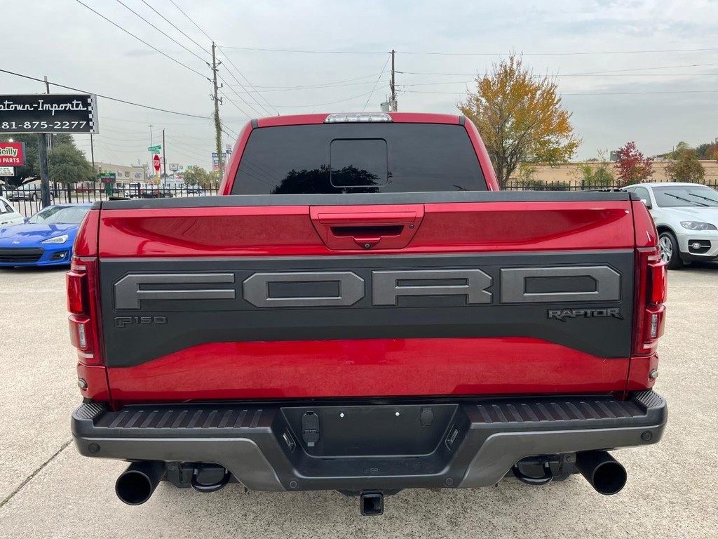 Ford F-150 Vehicle Full-screen Gallery Image 07