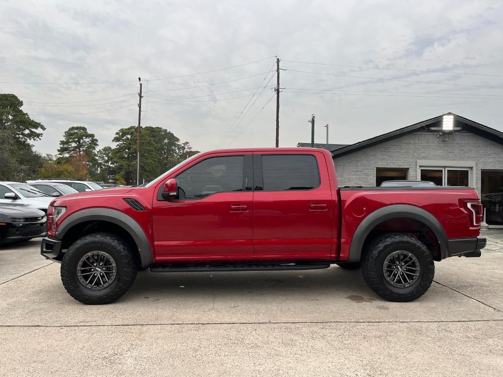 Ford F-150 Vehicle Full-screen Gallery Image 09