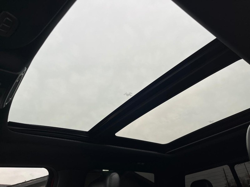 Ford F-150 Vehicle Full-screen Gallery Image 27