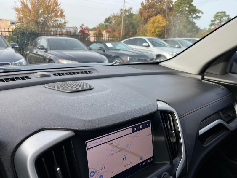 GMC Terrain Vehicle Full-screen Gallery Image 26