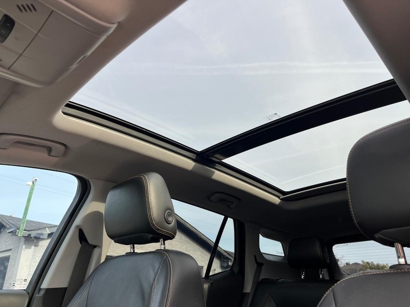 GMC Terrain Vehicle Full-screen Gallery Image 28