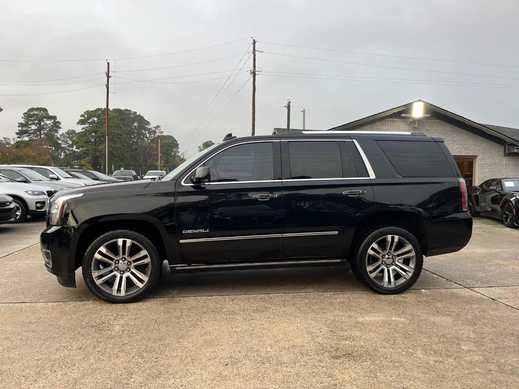 GMC Yukon Vehicle Full-screen Gallery Image 08