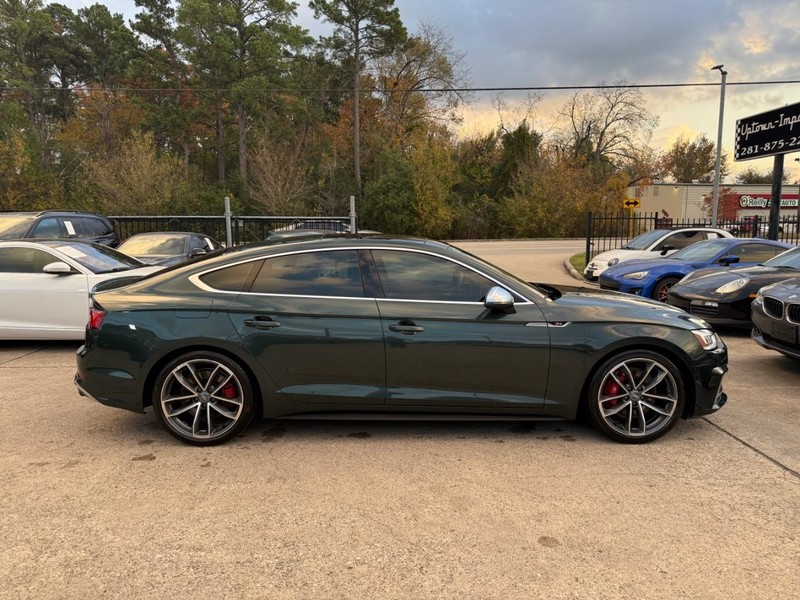 Audi S5 Sportback Vehicle Full-screen Gallery Image 05