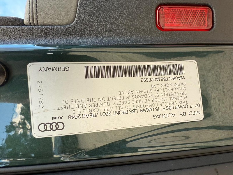 Audi S5 Sportback Vehicle Full-screen Gallery Image 30