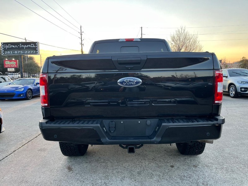 Ford F-150 Vehicle Full-screen Gallery Image 07