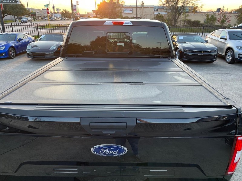 Ford F-150 Vehicle Full-screen Gallery Image 08