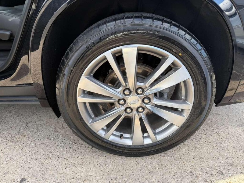 Cadillac XT6 Vehicle Full-screen Gallery Image 29