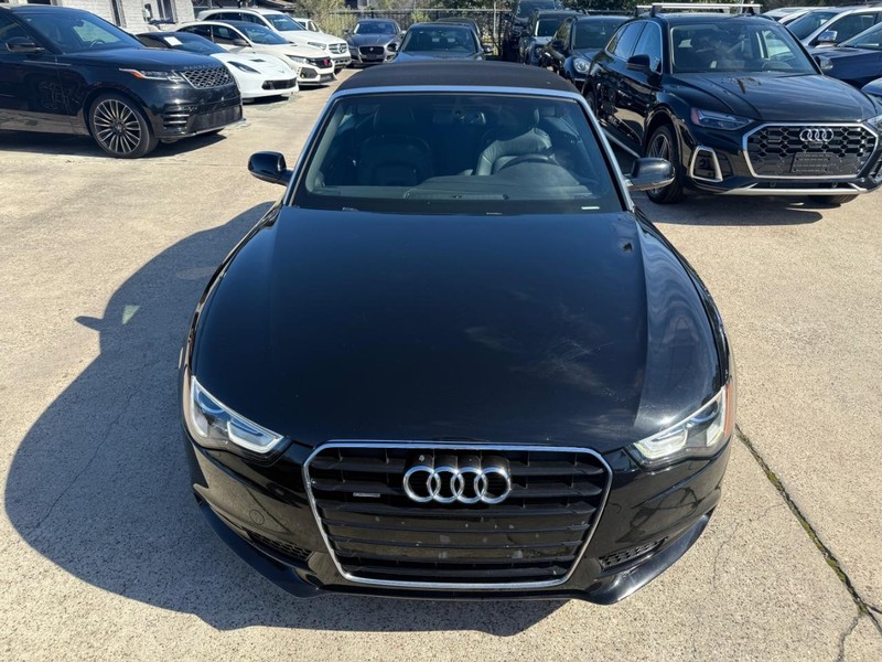 Audi A5 Vehicle Full-screen Gallery Image 05