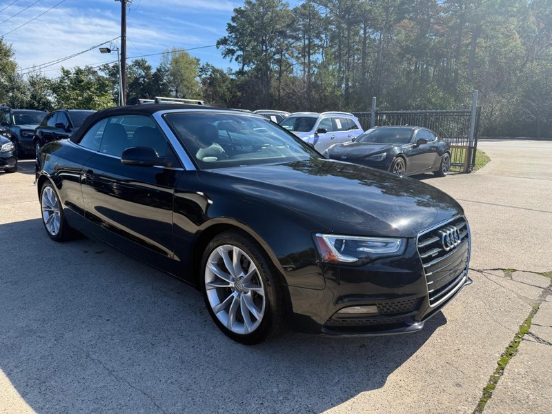 Audi A5 Vehicle Full-screen Gallery Image 06