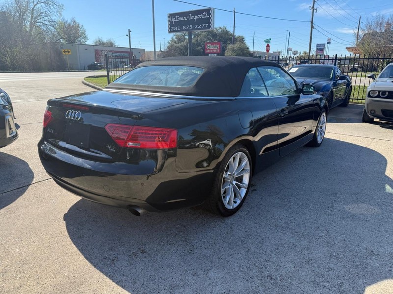 Audi A5 Vehicle Full-screen Gallery Image 10