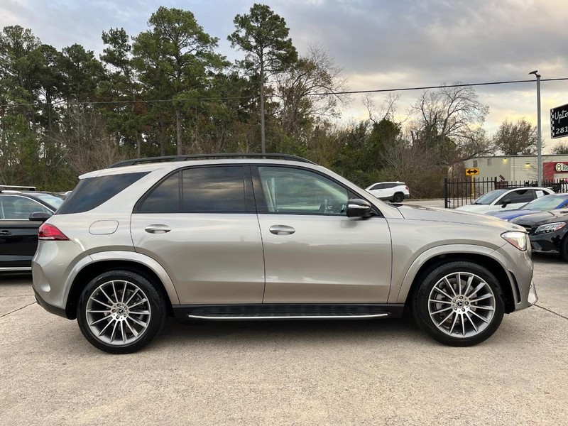 Mercedes-Benz GLE 350 Vehicle Full-screen Gallery Image 05