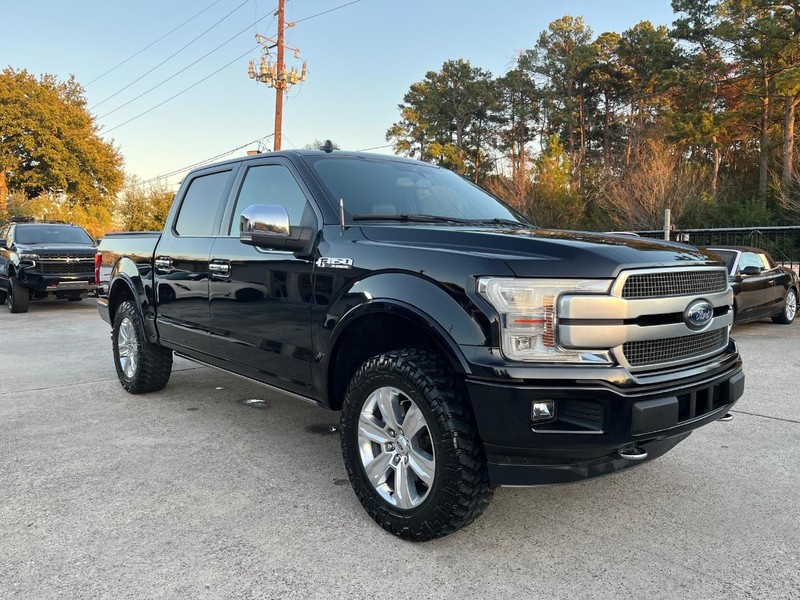 Ford F-150 Vehicle Full-screen Gallery Image 04