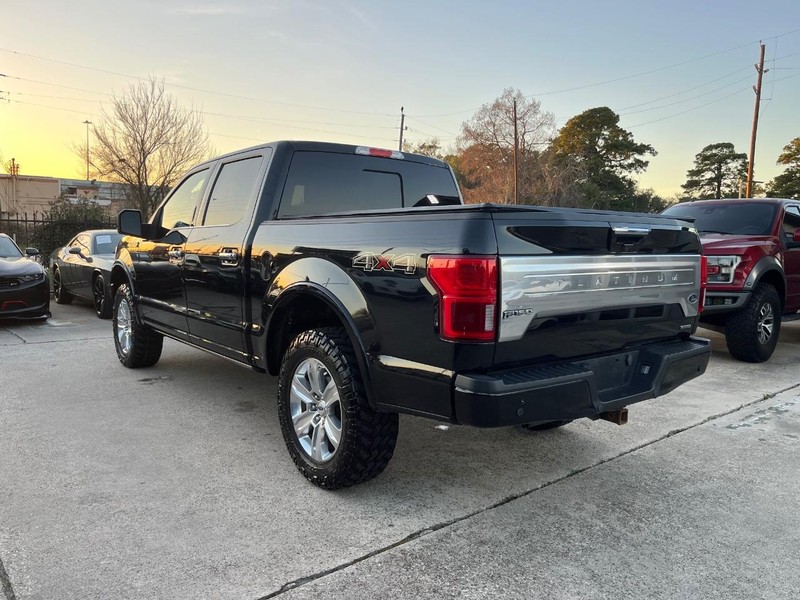 Ford F-150 Vehicle Full-screen Gallery Image 08