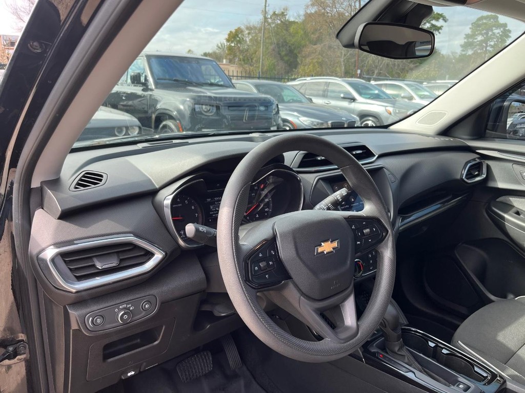 Chevrolet TrailBlazer Vehicle Full-screen Gallery Image 10
