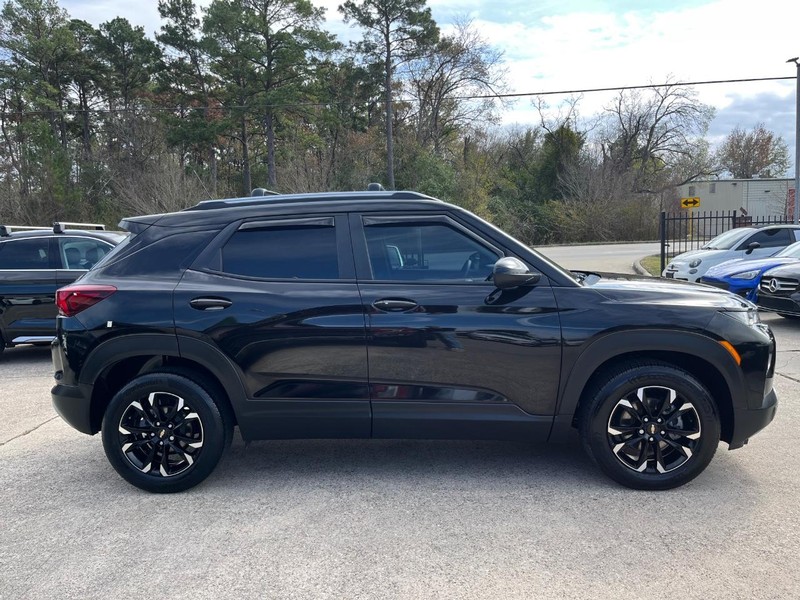 Chevrolet TrailBlazer Vehicle Full-screen Gallery Image 05