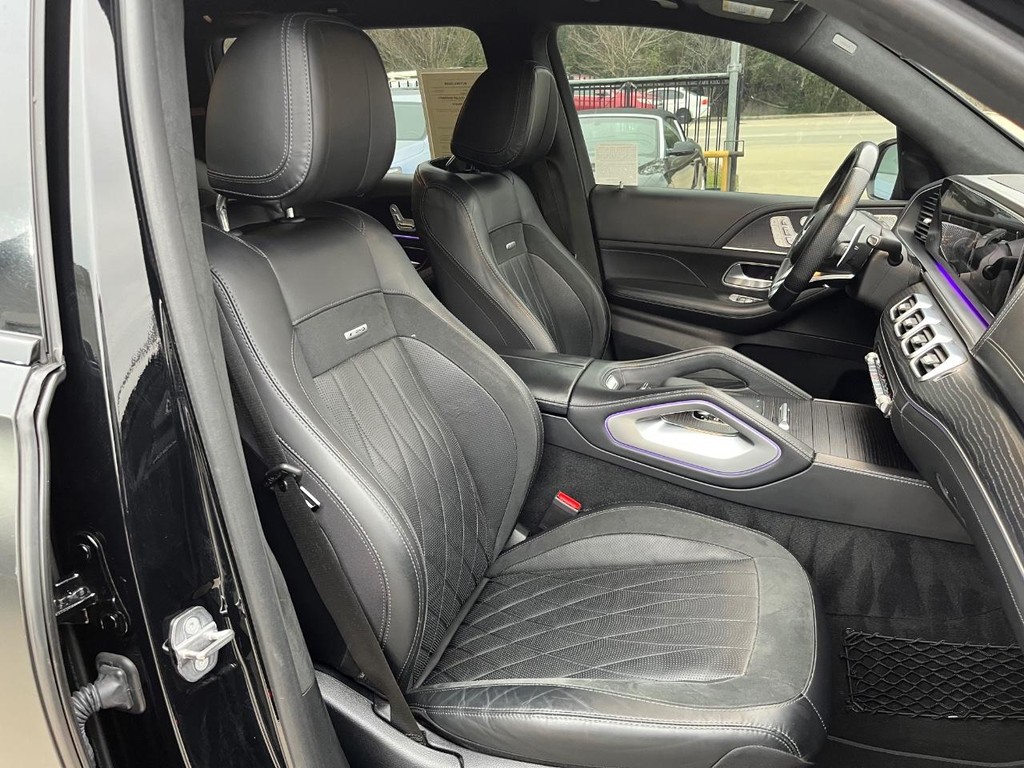 Mercedes-Benz GLS 63 AMG Vehicle Full-screen Gallery Image 14