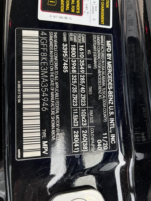 Mercedes-Benz GLS 63 AMG Vehicle Full-screen Gallery Image 33