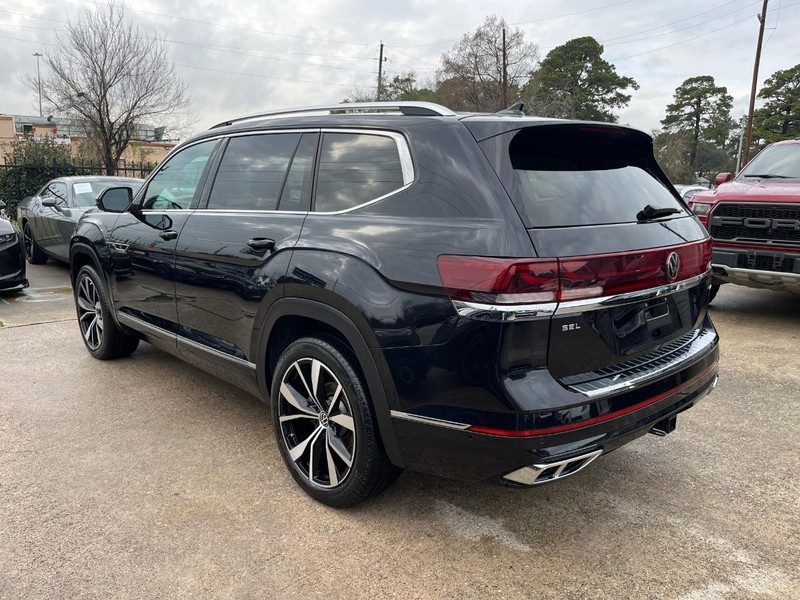 Volkswagen Atlas Vehicle Full-screen Gallery Image 08