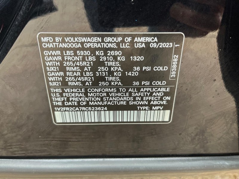 Volkswagen Atlas Vehicle Full-screen Gallery Image 30